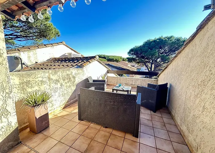 Mediterraneenne 5 Pieces, 8 Couchages, Jardin, Proche A Sainte-maxime - Fr-1-226-566 *