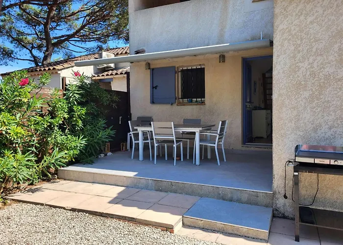 Mediterraneenne 5 Pieces, 8 Couchages, Jardin, Proche A Sainte-maxime - Fr-1-226-566