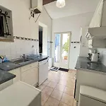 Méditerranéenne 5 Pièces, 8 Couchages, Jardin, Proche à - Fr-1-226-566 * Sainte-Maxime