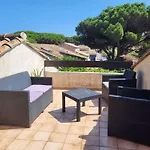 Méditerranéenne 5 Pièces, 8 Couchages, Jardin, Proche à - Fr-1-226-566