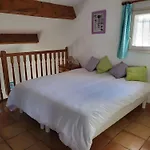 Méditerranéenne 5 Pièces, 8 Couchages, Jardin, Proche à - Fr-1-226-566 *